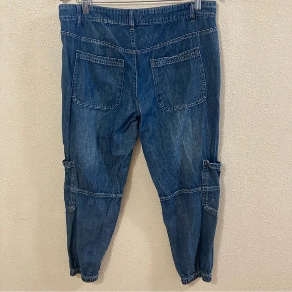 Sundance Jolienne Women’s Demin Joggers Cargo Button Blue Cotton Relaxed Sz 12 - Picture 4 of 16